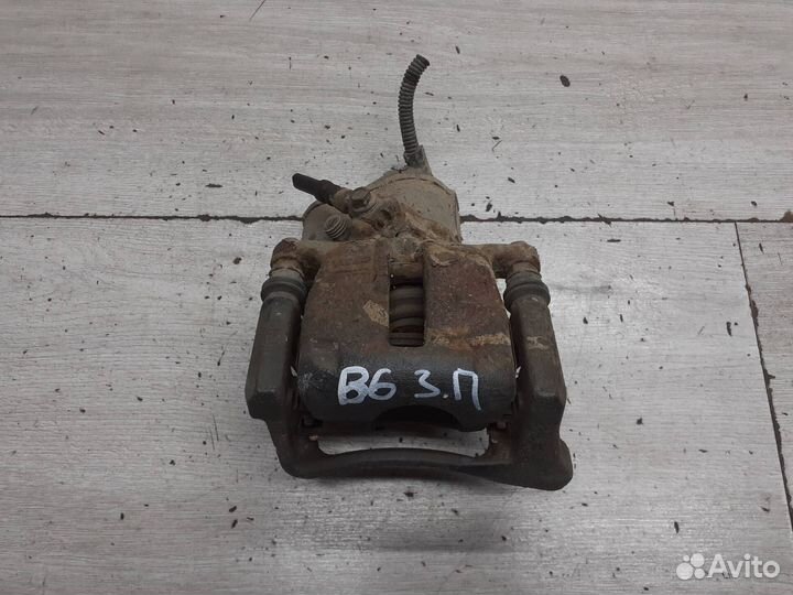 Суппорт задний правый VAG