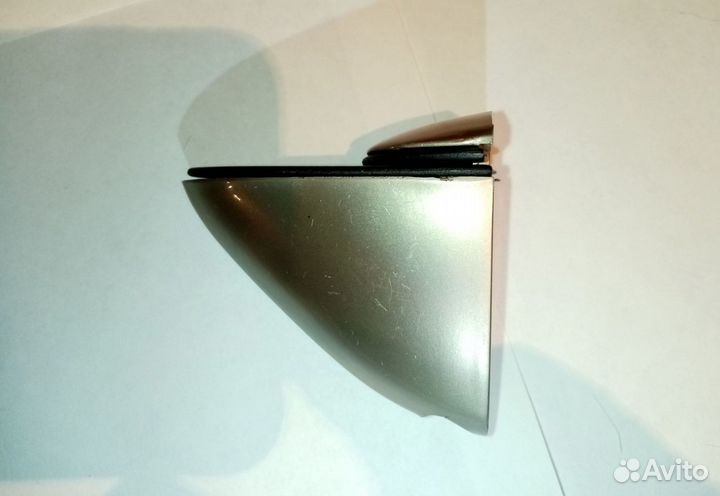 Кронштейн-пеликан для полки