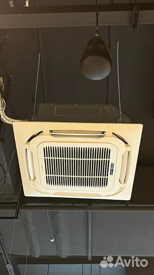 Фанкойл кассетный