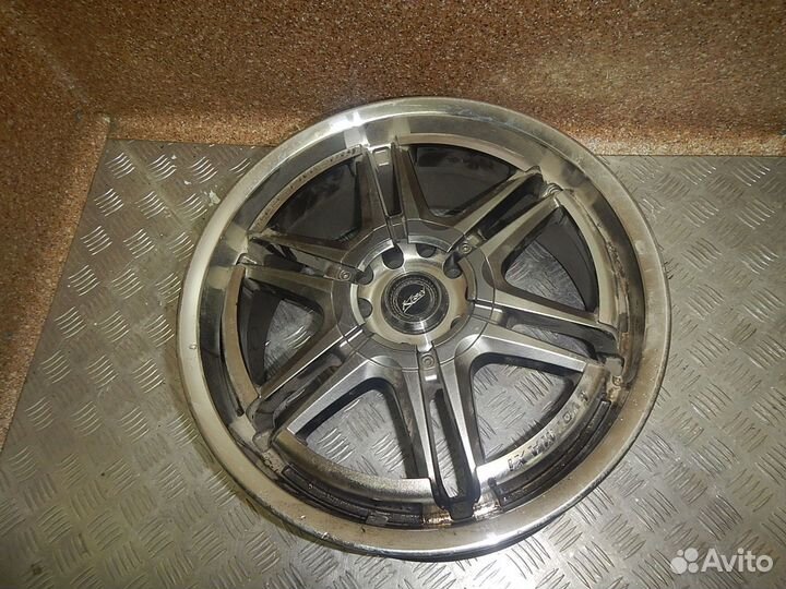 Диск колесный литой R16 5*114,3 j7,0 ET38 DIA72,1