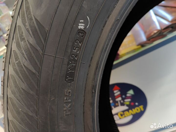 Yokohama IceGuard Stud IG65 225/65 R17 106T
