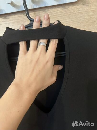 Элегантное черное платье