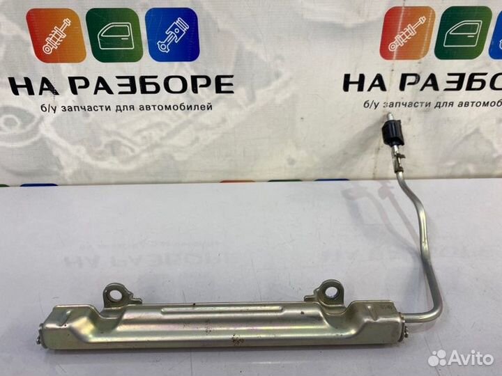 Топливная рейка Toyota Avensis T270 1ZR-FAE 2009