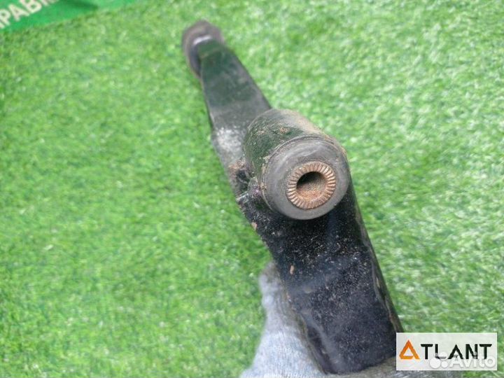 Рычаг передний левый toyota starlet