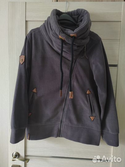 Кофта спортивная с высоким воротом р 46