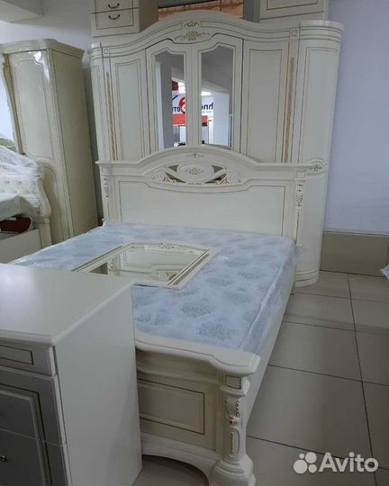 Спальный гарнитур Сорренто Белый Гарантия