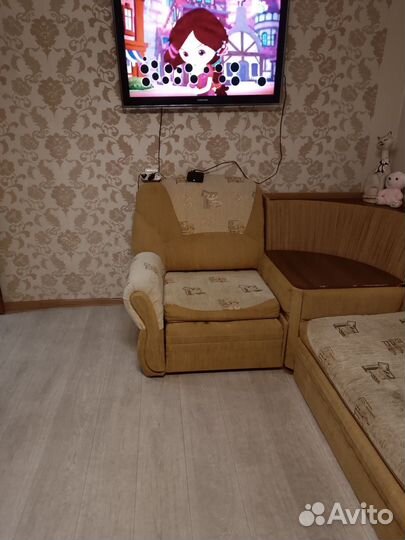 Угловой диван бу