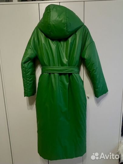 Пуховик женский 42 44