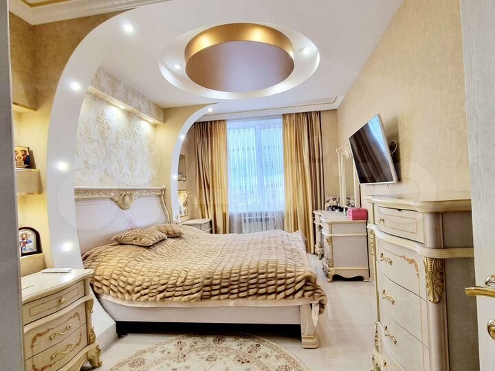 2-к. квартира, 86 м², 12/17 эт.