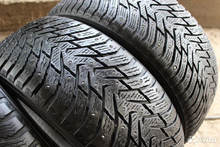 Nokian Tyres Hakkapeliitta 8 235/55 R17 103T