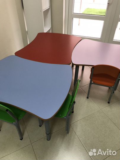 Детский стол