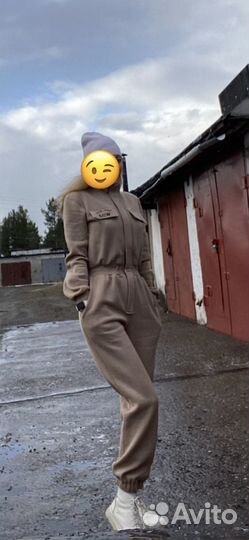 Комбинезон женский