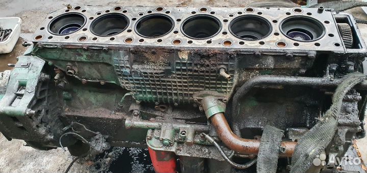1547000 Блок двигателя Volvo FH 12 D12A