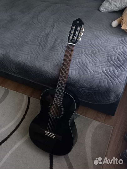 Классическая гитара yamaha c40