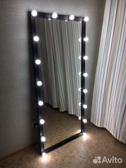 Зеркало с подсветкой