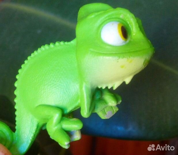 Зеленый хамелеон