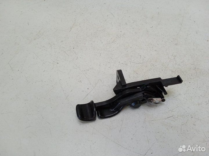 Ручка открывания багажника Toyota Mark X X120 2.5