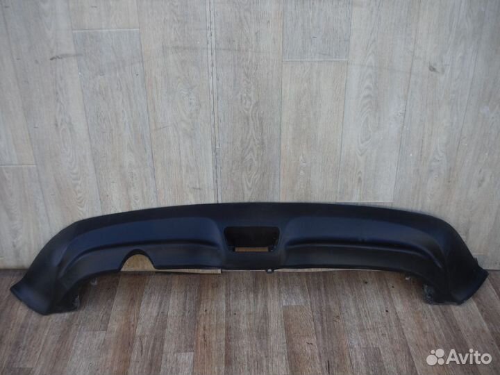 Юбка бампера заднего Nissan Juke 2011