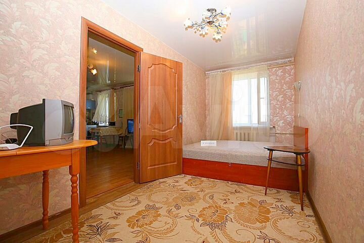 2-к. квартира, 54 м², 4/4 эт.