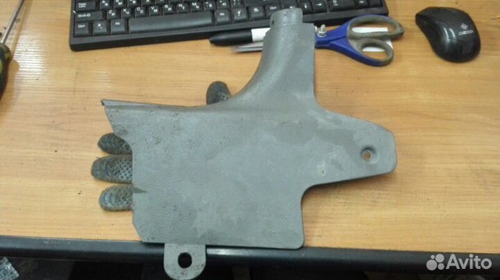 Обшивка стойки передняя правая Chevrolet Lacetti