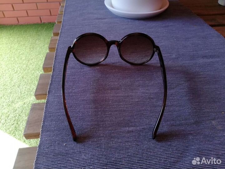 Очки солнцезащитные