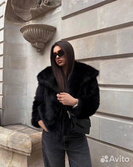 Эко шуба короткая черная