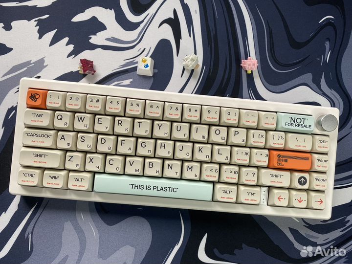 Кастомная клавиатура на базе Gmk67+Gateron Yellow