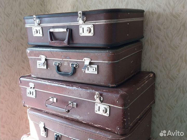 Чемоданы времен СССР