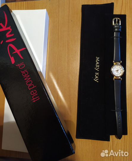 Часы Mary Kay