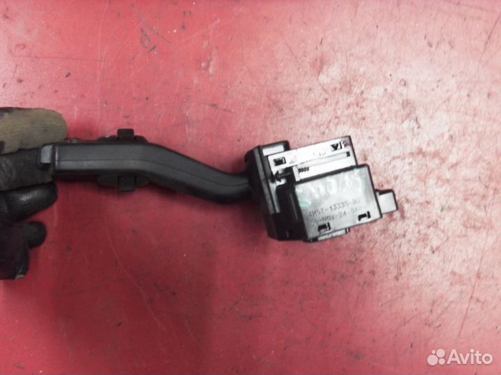 Переключатель поворотов 4M5T13335BD Ford Focus 2