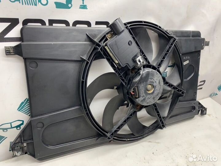 Вентилятор охлаждения Ford Focus 2 hwda 2006