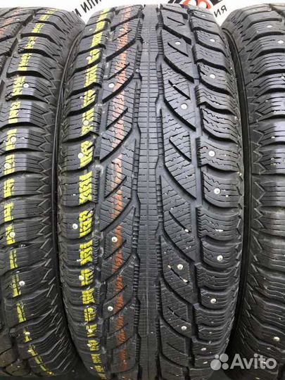 Cooper Weather-Master WSC 215/65 R17 99H