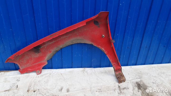 Крыло переднее правое 1996-2000 Skoda Octavia