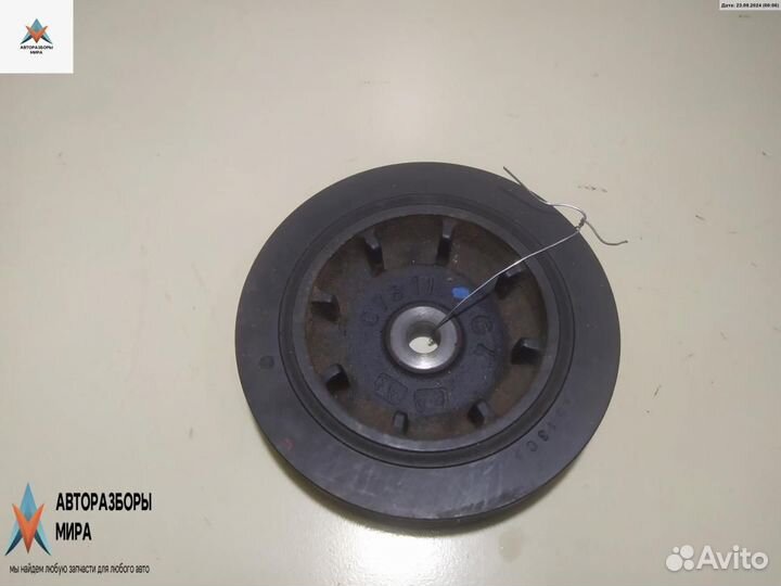 Шкив коленвала Volvo 460 1994