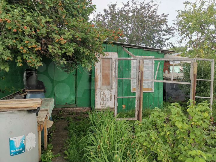 Дача 16 м² на участке 5 сот.