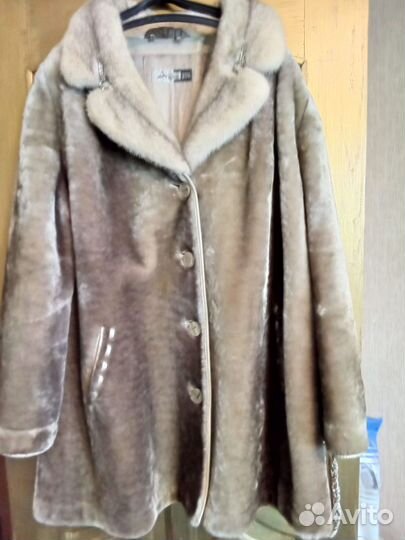 Полушубоу мутон с норкой