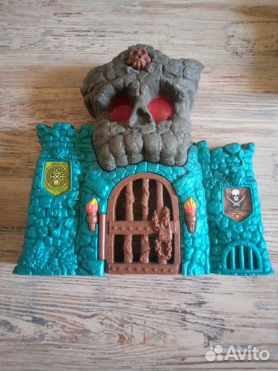 Крепость игровая с драконами