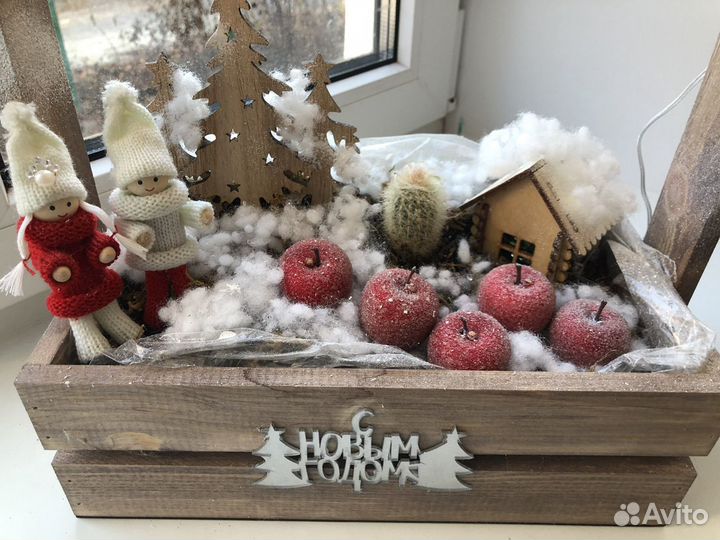 Новогодние игрушки (декорации)