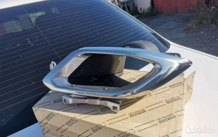 Насадка глушителя левая Lexus Rx 350 2015-2019