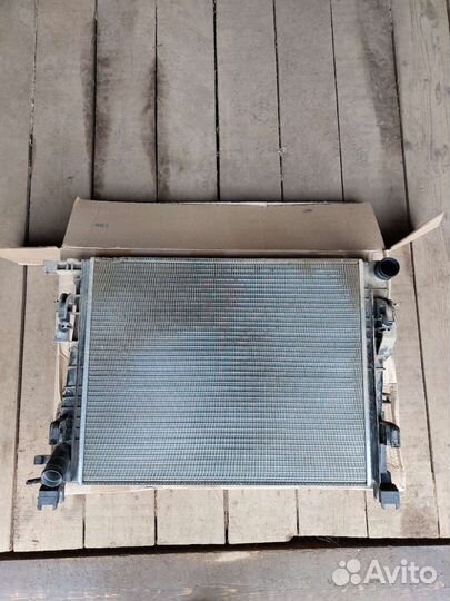 Радиатор охлаждения LADA x-ray cross