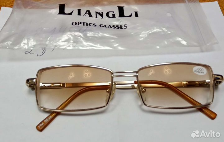 Очки хамелеоны минус 6, расстояние 62-64, новые