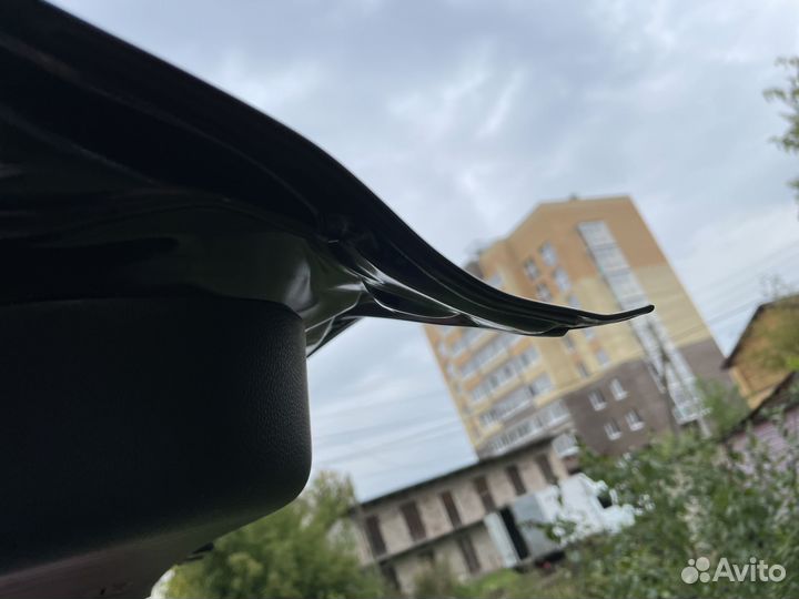 Крышка багажника KIA Seltos