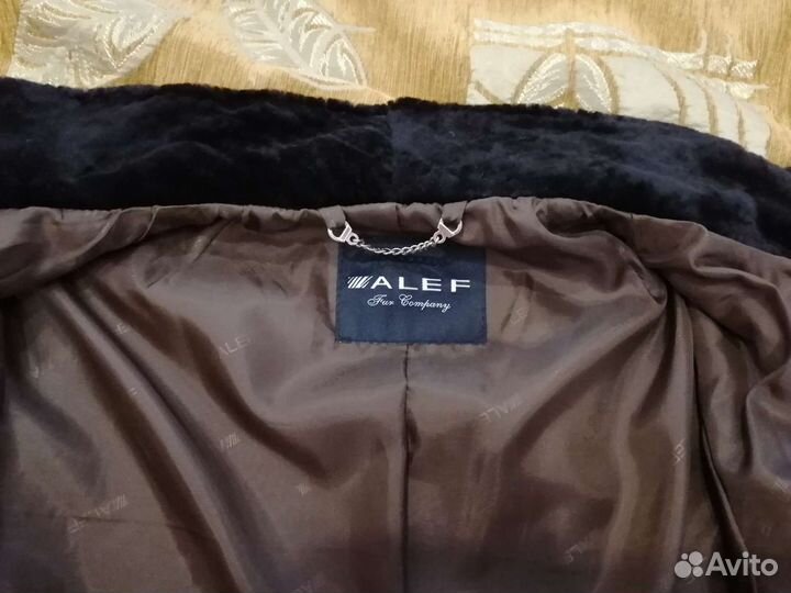 Пальто женское меховое 44 р-ра