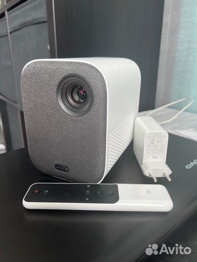 Проектор Mi Smart Compact Projector SJL4014GL