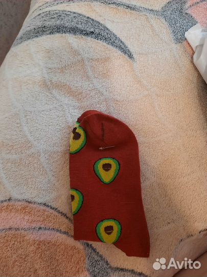 Носки с авокадо новые