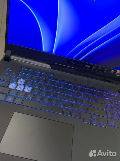 Asus ROG Strix G17 G713QY (3284)