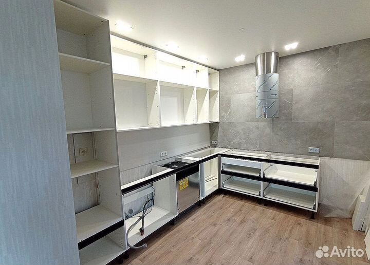 Кухонный гарнитур угловой