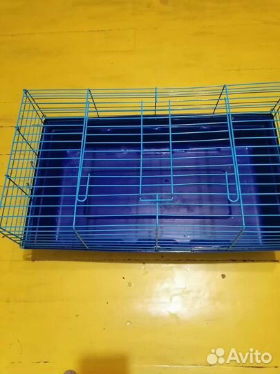 Клетки и стеллаж для животных