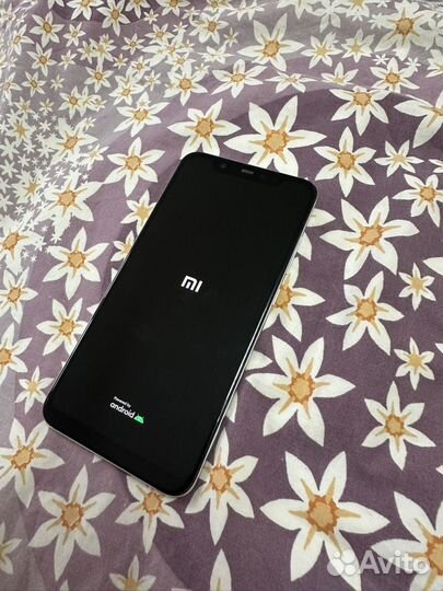 Xiaomi Mi 8, 6/64 ГБ