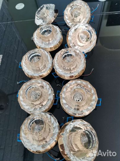 Точечные встраиваемые светильники